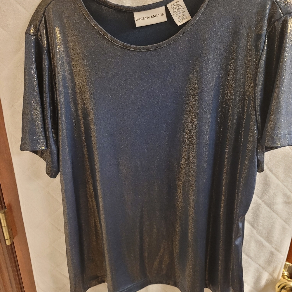 Jaclyn Smith xl green/ gold shimmer blouse